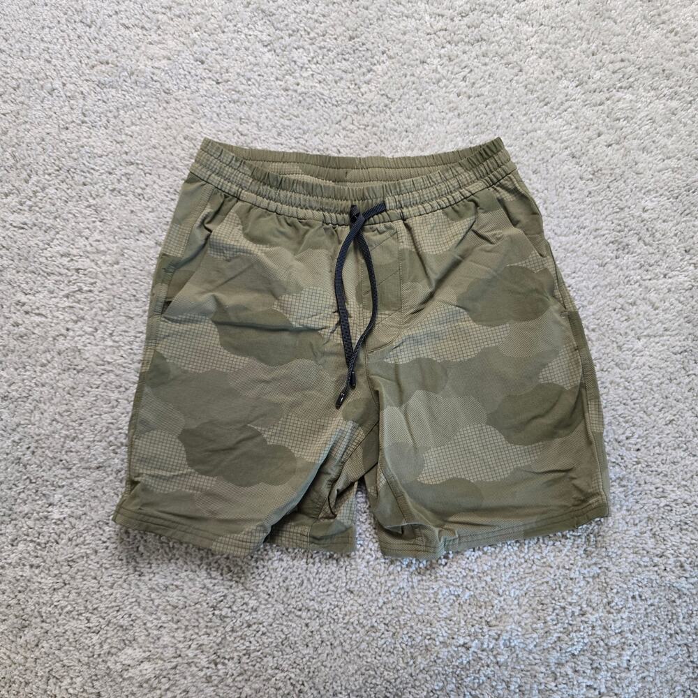 A.P.C. X Outdoor Voices Mens Camo Performance Shorts Rare Urban Outfitters Small